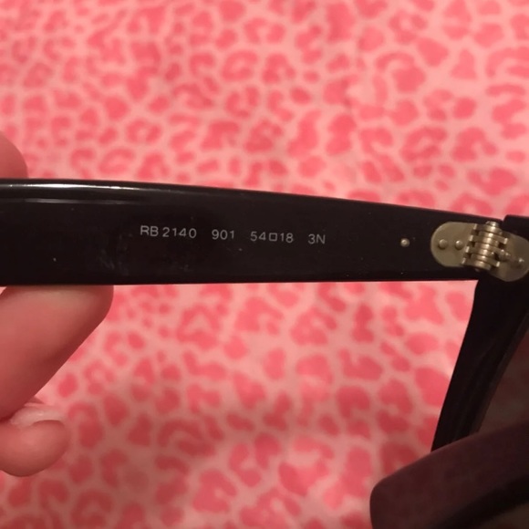 Ray Bans - Picture 3 of 4